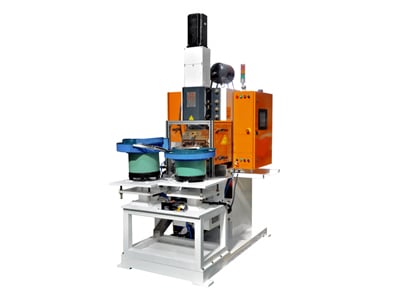 Máquina de soldagem para porcas automotivas